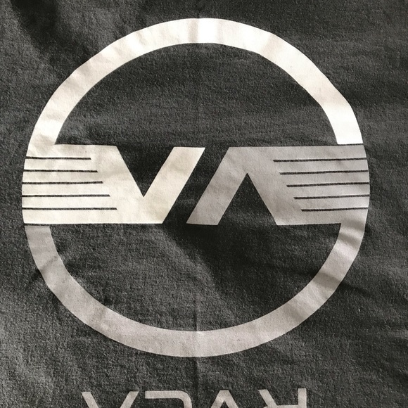 Men’s RVCA tee - Picture 2 of 2